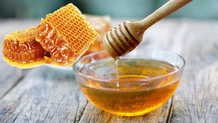 Mật ong có nhiều lợi ích với sức khỏe
